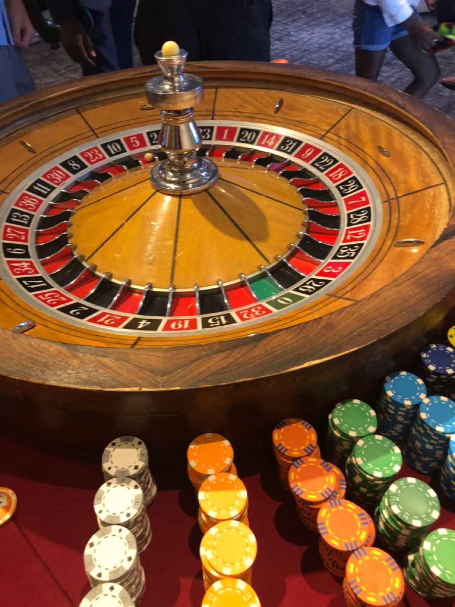 JeetBuzz Login کھلاڑیوں کے لیے لائیو کیسینو سیکشن